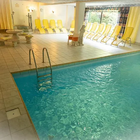 Garni Hubertus-nostalgie & Charme Hotel 3*