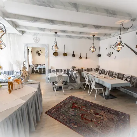 Hotell Garni Hubertus-nostalgie & Charme