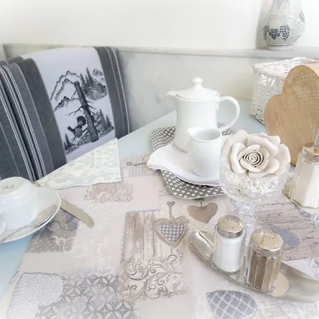 Garni Hubertus-nostalgie & Charme Szálloda 3*