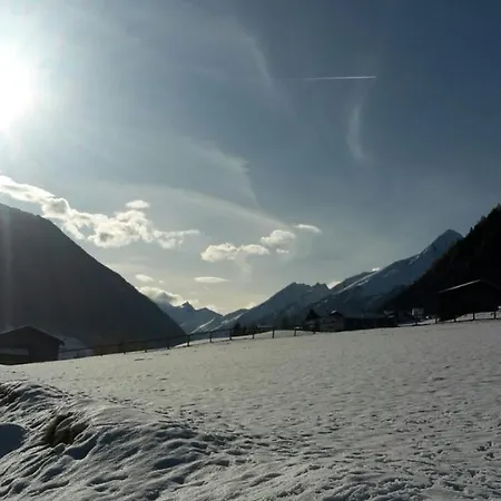 Garni Hubertus-nostalgie & Charme Hotell Fulpmes