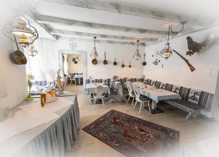 Hotel Garni Hubertus-nostalgie & Charme