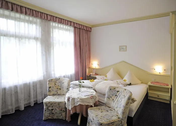 Garni Hubertus-nostalgie & Charme Hotel 3*