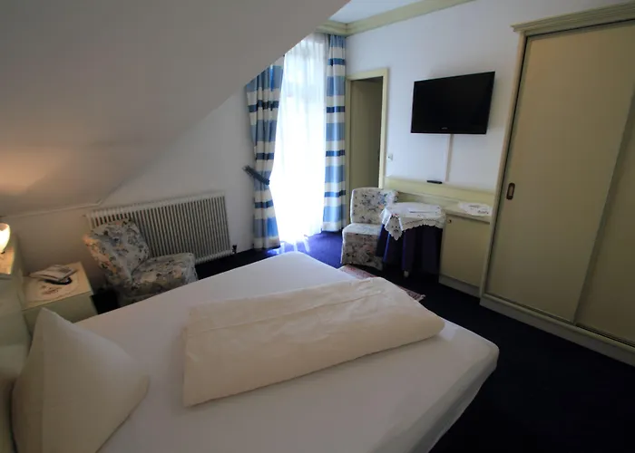 Hotel Garni Hubertus-nostalgie & Charme 3*