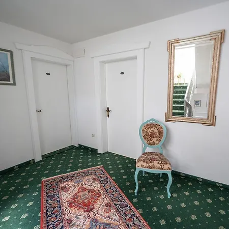 Garni Hubertus-nostalgie & Charme Hotell Fulpmes