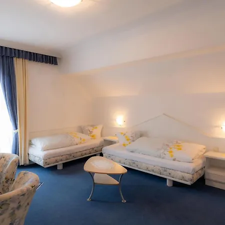 Garni Hubertus-nostalgie & Charme Hotell Fulpmes