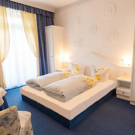 Hotell Garni Hubertus-nostalgie & Charme 3*