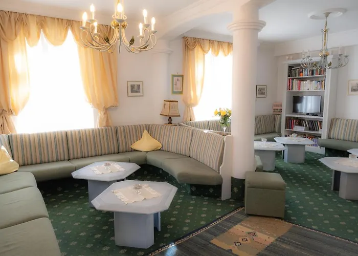 Garni Hubertus-nostalgie & Charme Hotel 3*