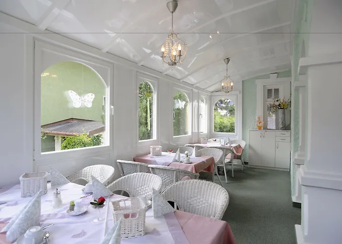 Garni Hubertus-nostalgie & Charme Hotel 3*