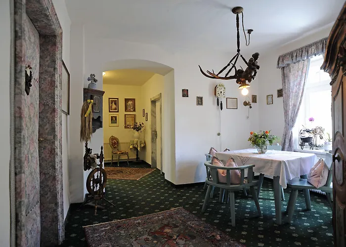 Hotel Garni Hubertus-nostalgie & Charme Fulpmes